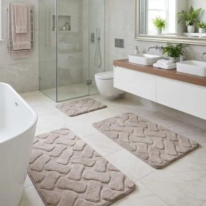 set de trois tapis salle de bain de couleur beige claire